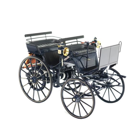 Mercedes-Benz 1:18 Model Car Benz Daimler Motor Carriage blue B66041416 Review