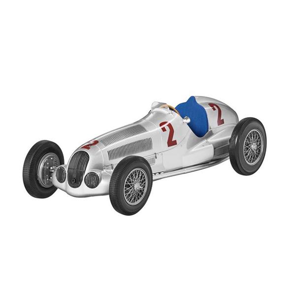 Mercedes-Benz 1:18 model car W125 - H. Lang Winner of the Tripolini Grand Prix (1937) B66040648 Review