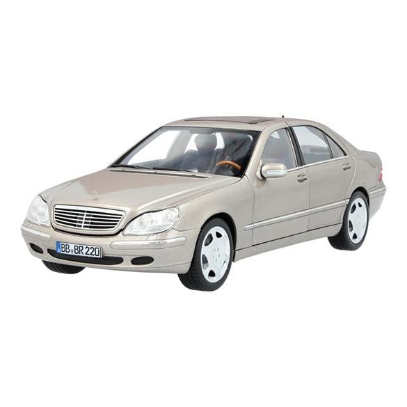 Mercedes-Benz 1:18 Model Car S600 Sedan Long V220 cubanite silver Collection B66040660 Review
