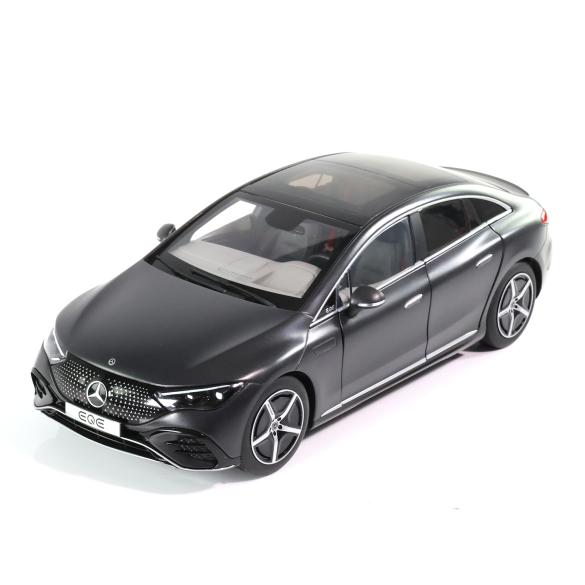 Mercedes-Benz 1:18 model car EQE sedan V295 graphite grey magno B66961108 Review