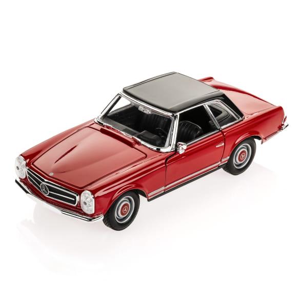 Mercedes-Benz 1:24 model car 230 SL Pagoda red B66058173 Review