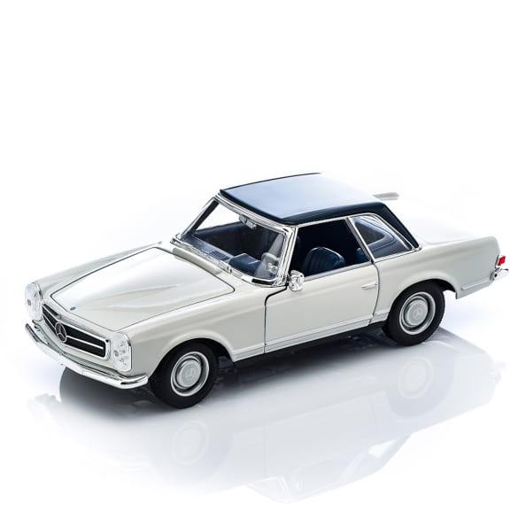 Mercedes-Benz 1:24 model car 230 SL Pagoda white B66058014 Review