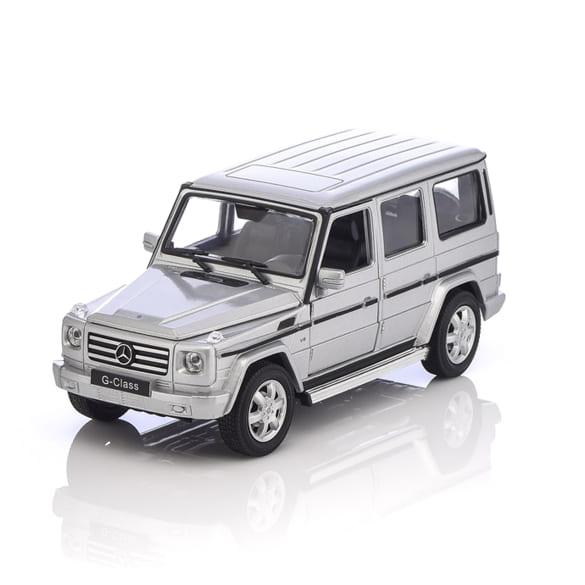 Mercedes-Benz 1:24 model car G-Class silver B660575831 Review