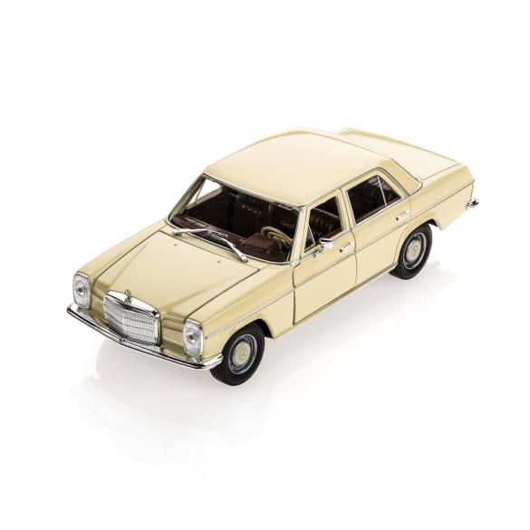 Mercedes-Benz 1:24 model car W115 220/8 cream white B66058172 Review