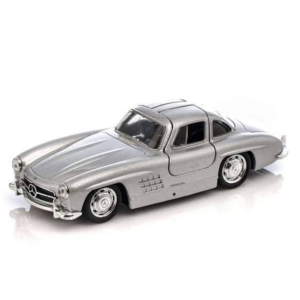 Mercedes-Benz 1:38 Pullback model car 300 SL gull-wing door silver B66057945 Review