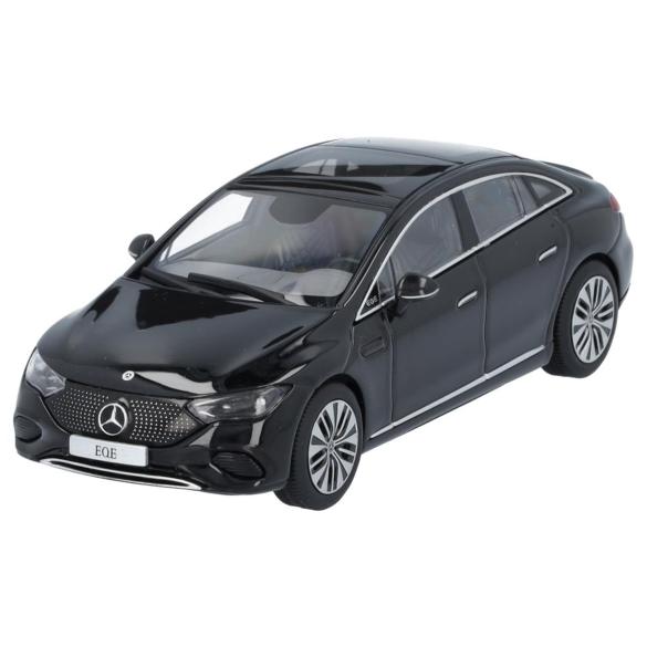Mercedes-Benz 1:43 Model Car EQE AMG Line V295 obsidian black B66961107 Review