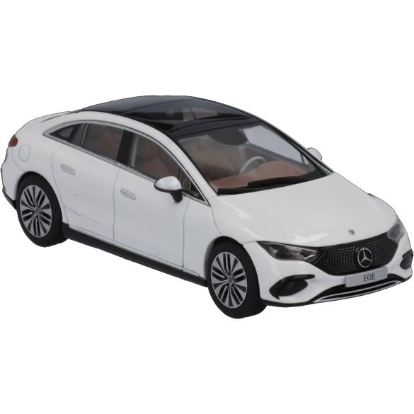 Mercedes-Benz 1:43 Model Car EQE AMG Line V295 opalith white bright B66961106 Review