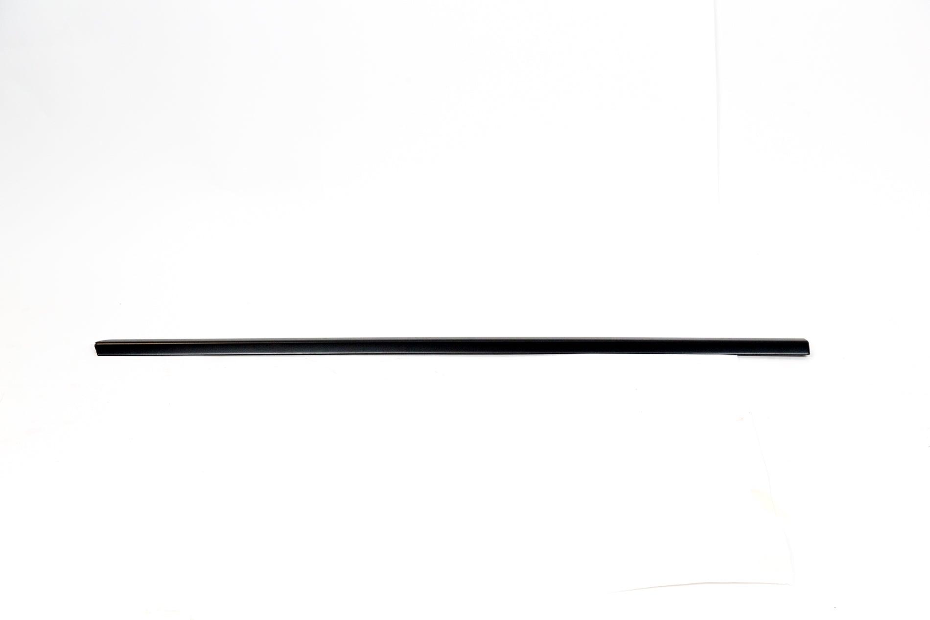 Mercedes-Benz Trim Bar Left Door Edge Left A2026901080 Review