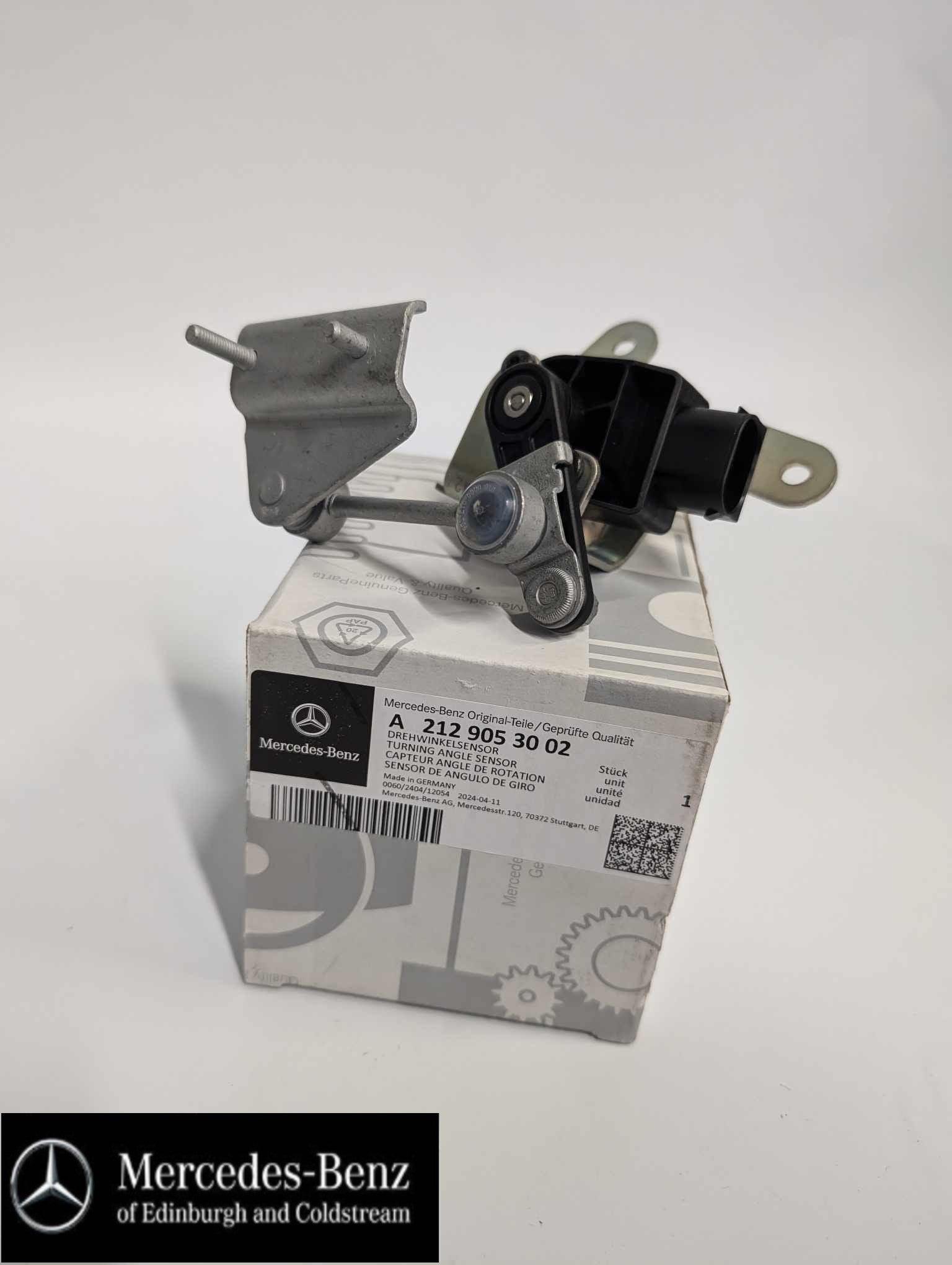 Genuine Mercedes-Benz Rear turning angle sensor/level sensor C 204, E 212/207, CLS 218 model series