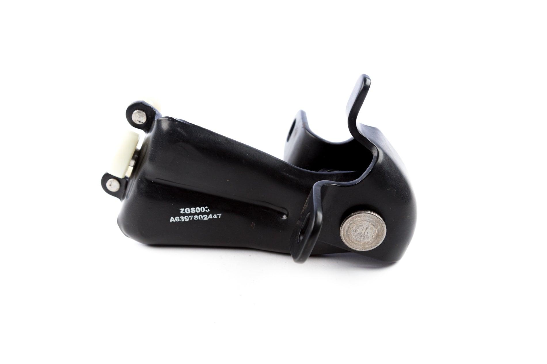 Mercedes-Benz Carriage Central Left A6397602447 Review