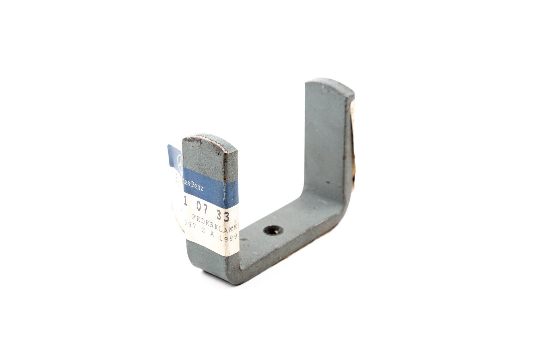 Mercedes-Benz Spring Clip Front Spring A6673210733 Review