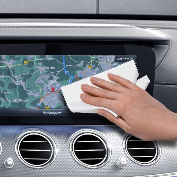 Mercedes-Benz Microfibre cloth DIN A5 White A0009865500 Review