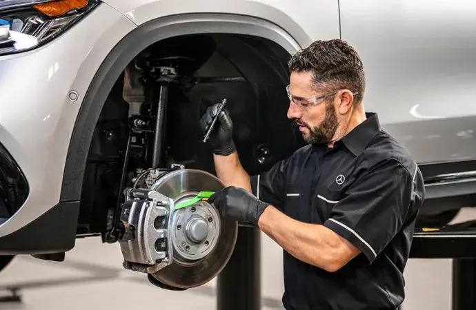 Mercedes-Benz Air Conditioning Not Cold: Diagnose Before You Recharge