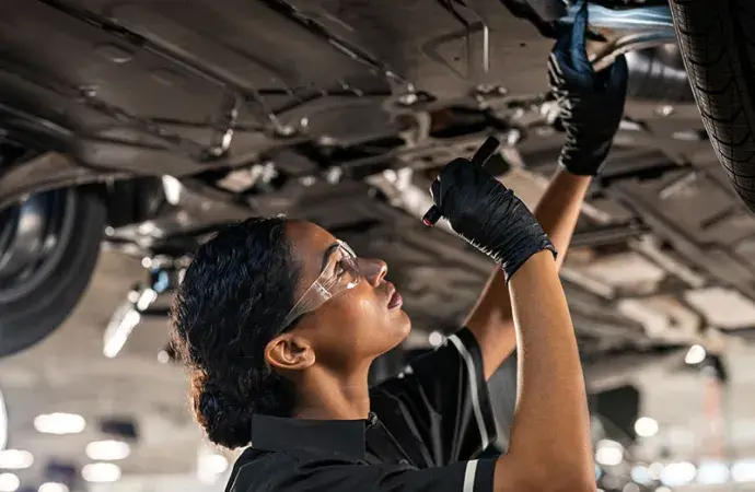 Mercedes-Benz AIRMATIC Problems: How to Diagnose a Sagging Corner or Suspension Warning