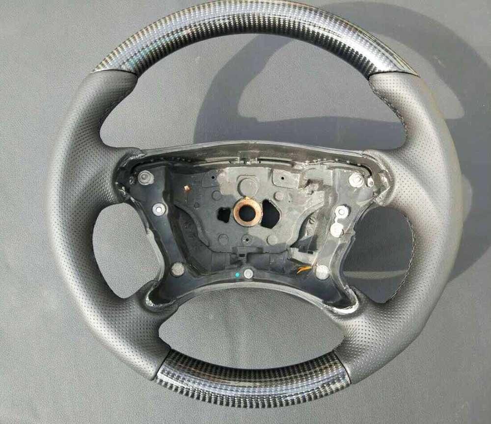 Carbon and leather steering Review TC-13530