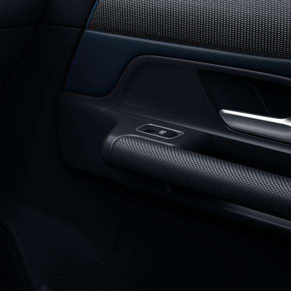 Mercedes-Benz Trim panels armrest 4-piece set black EQA H243 Armauflage-schwarz-H243 Review