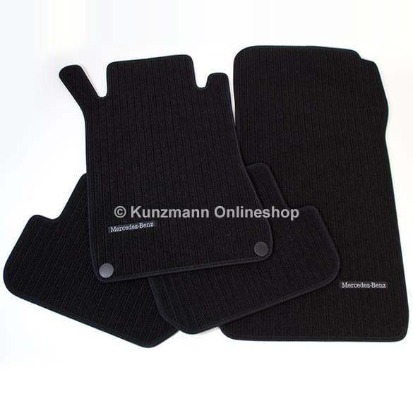 Mercedes-Benz Car rib floor mats black CLK W209 coupe & convertible B66360284 Review