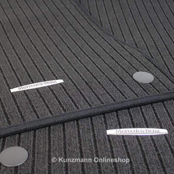 Mercedes-Benz Rep car mats E-Class W211 & CLS C219 black B66360294 Review