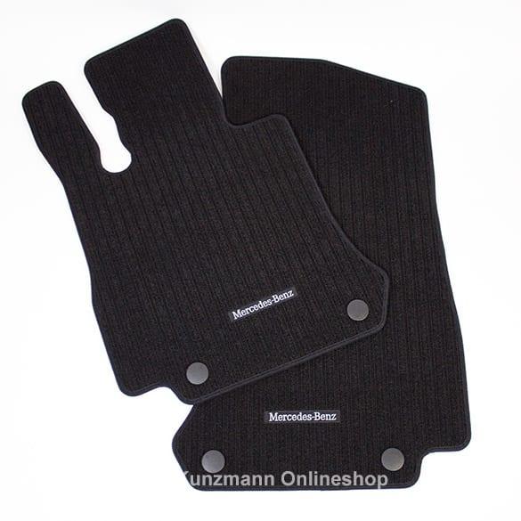 Mercedes-Benz rips floor mats front set GLC X253 black A25368053019G32-X253 Review