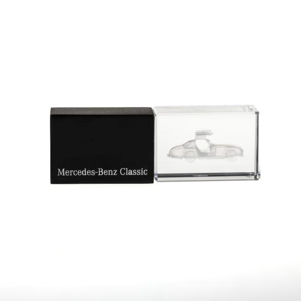 Mercedes-Benz USB stick 16 GB 300 SL illuminated B66057304 Review